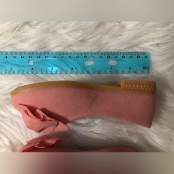 Size 26 pink toddler girl shoes—READ - Picture 9 of 13